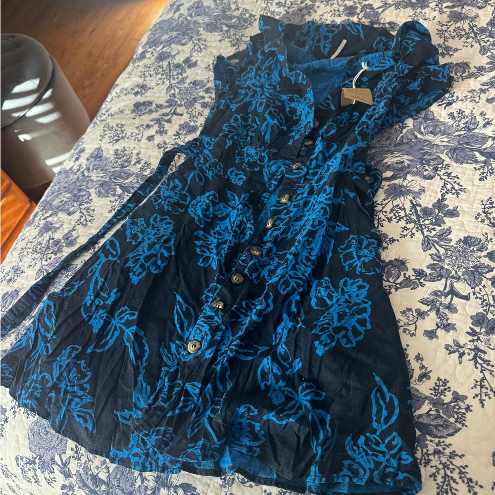 Free people blue and black button up dress floral
